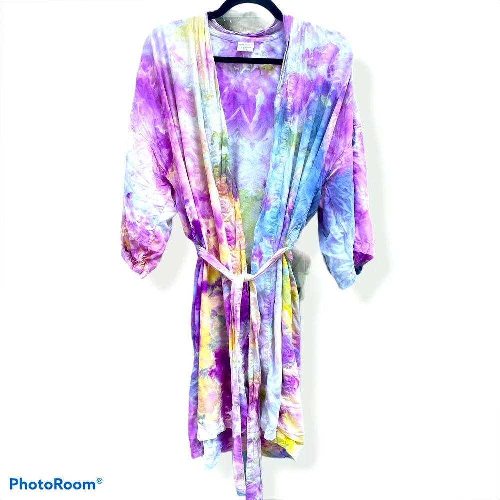 Lightweight flowy hydrangea summer robe hand dyed